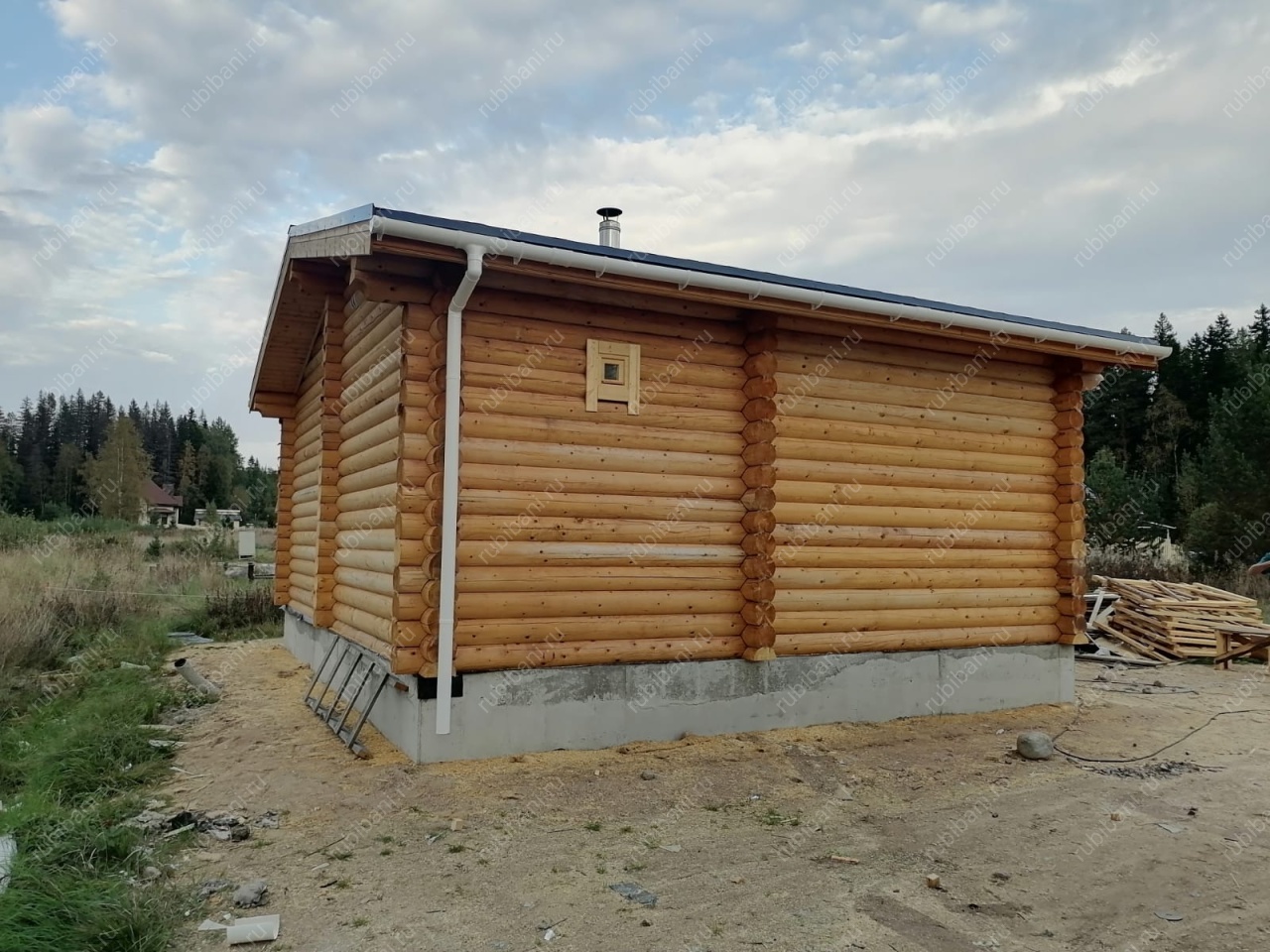 Баня из оцилиндрованного бревна под ключ — фото 4 Баня из оцилиндрованного бревна под ключ — фото 4